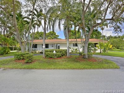 5810 Twin Lake Dr, South Miami, FL, 33143