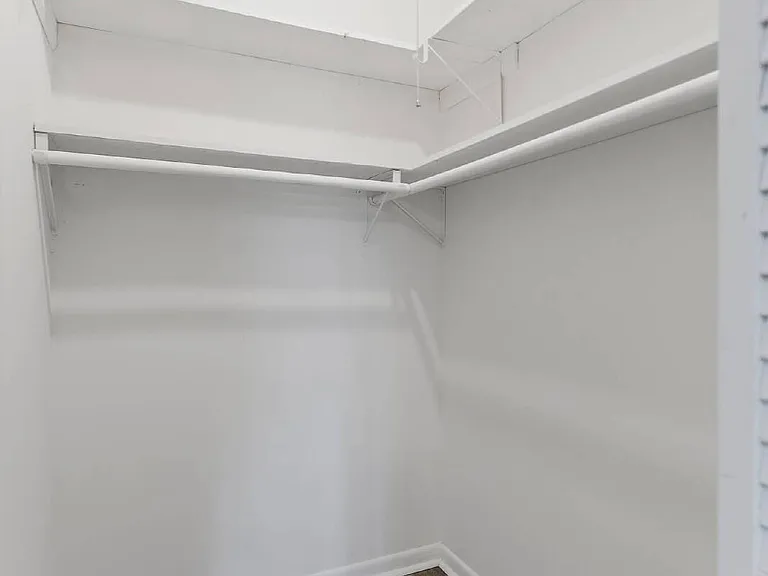 105 Ppoole St #303 — Photo 80