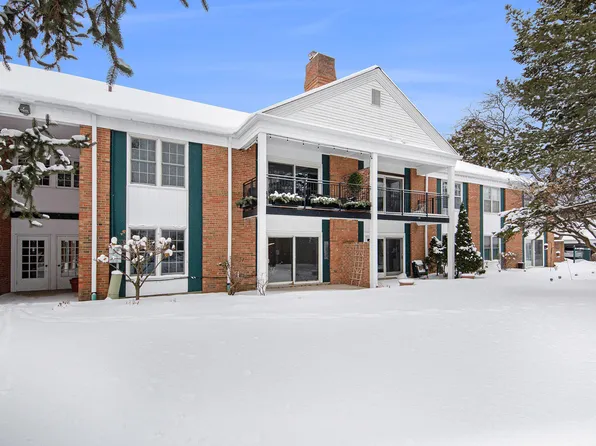 2311 Wealthy St SE APT 4, Grand Rapids, MI 49506