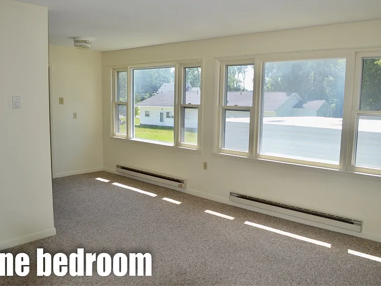 21639 Heather Acres Dr #8C — Photo 2