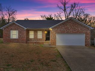 630 Big Hurricane Dr, La Vergne, TN 37086