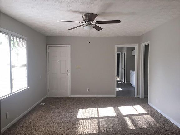 5th image of 3032 Centerville Hwy