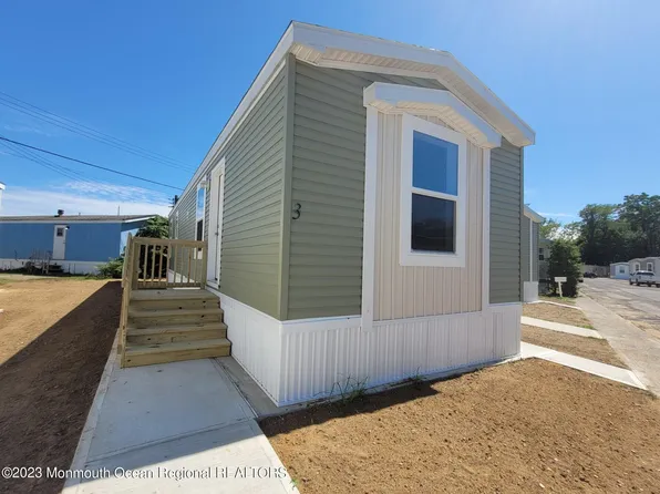 3 Avenue C, Hazlet, NJ 07730