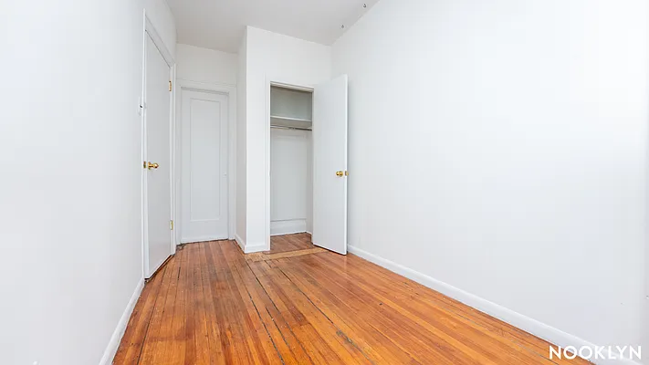 Rented by Nooklyn NYC LLC | media 23