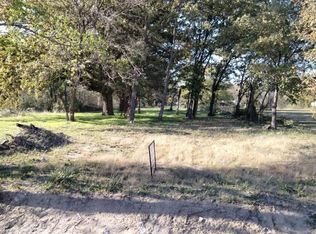 Mineral Wells St, Terrell, TX 75160