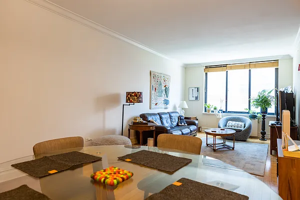 Rented by Smart City Real Estate LLC | media 1