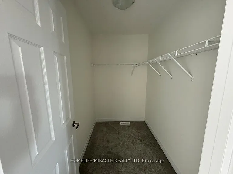 40 Turnbull Dr — Photo 10