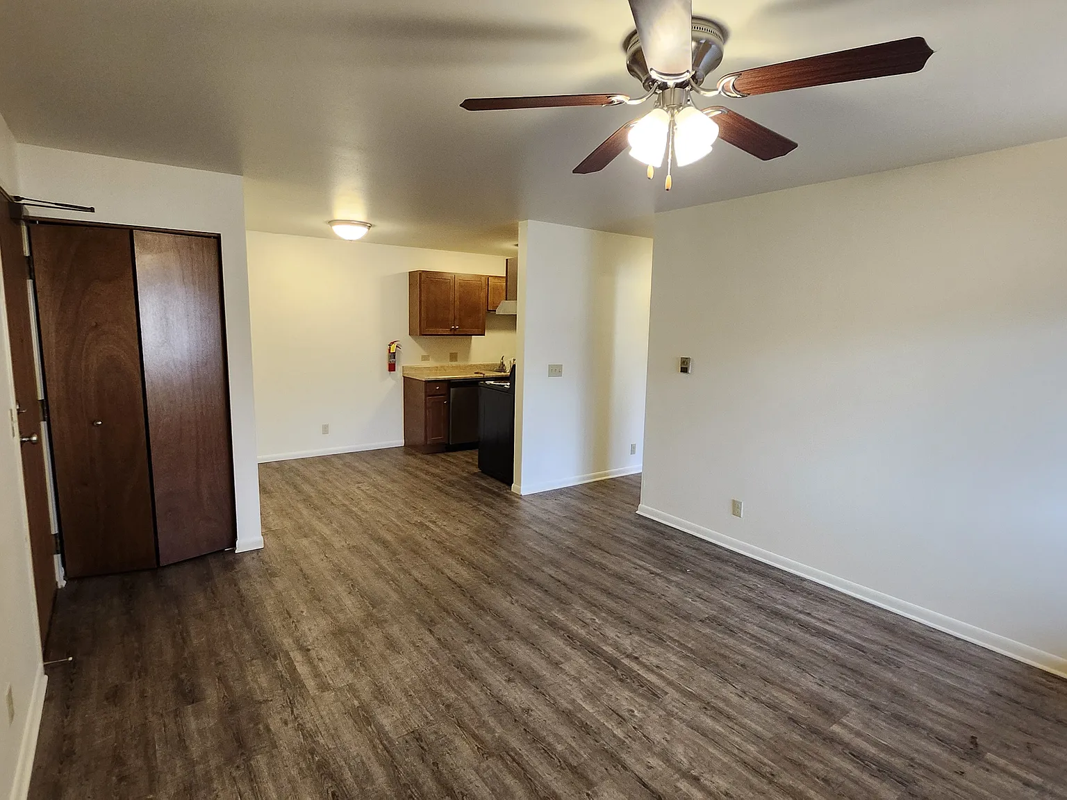 N Hyer Ln, Whitewater — Photo 2