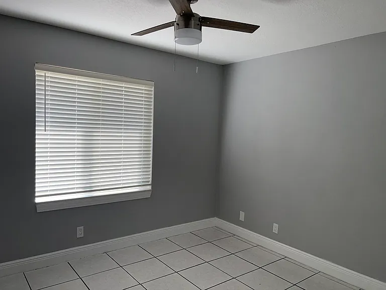 13671 Yarmouth Ct — Photo 27