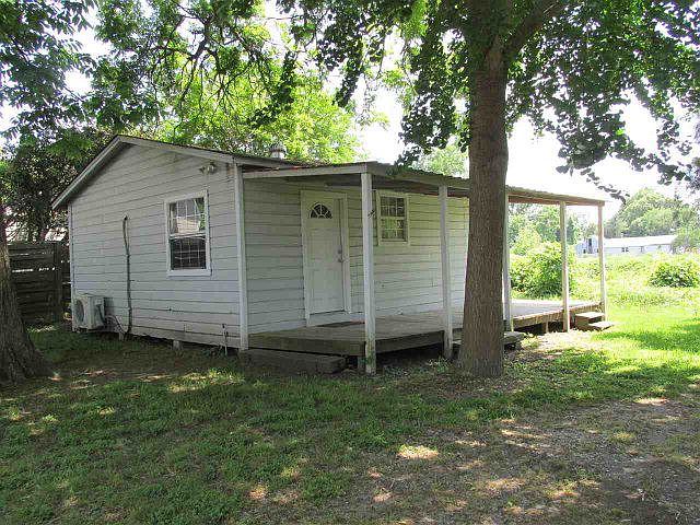 1st image of 206A S Wensel Ln