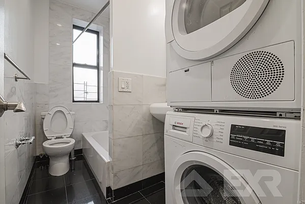 Rented by EXR | media 8