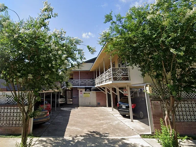 811 Colquitt St — Photo 1