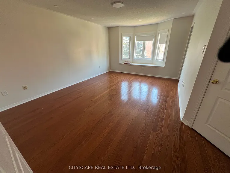 637 Dolly Bird Ln — Photo 21