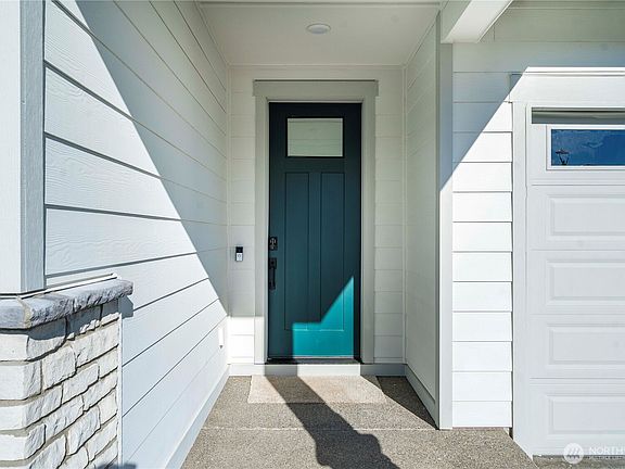 3rd image of 5970 Thornhill Avenue SW