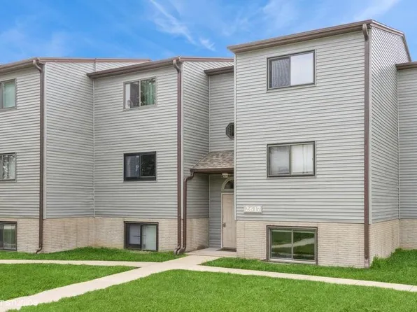 2617 Westwinds Dr APT 4, Iowa City, IA 52246