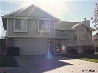 8925 N 83rd St, Omaha, NE 68122