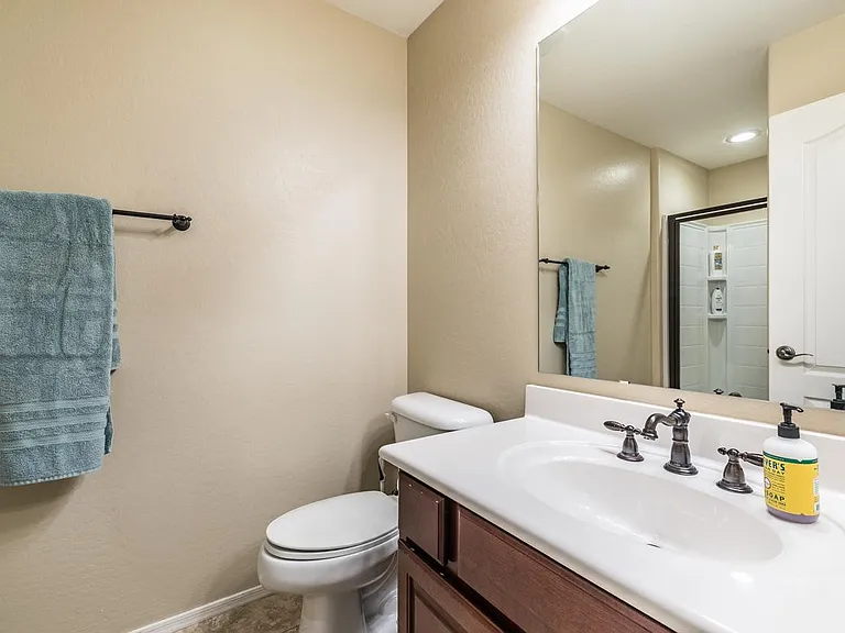 1628 E Canyon Creek Dr — Photo 11