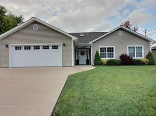39 Rowan Ave, New Glasgow, NS B2H0A3