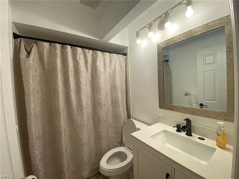 14805 Crooked Pond Ct — Photo 26