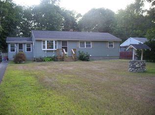 18 New Rd, Newmarket, NH 03857