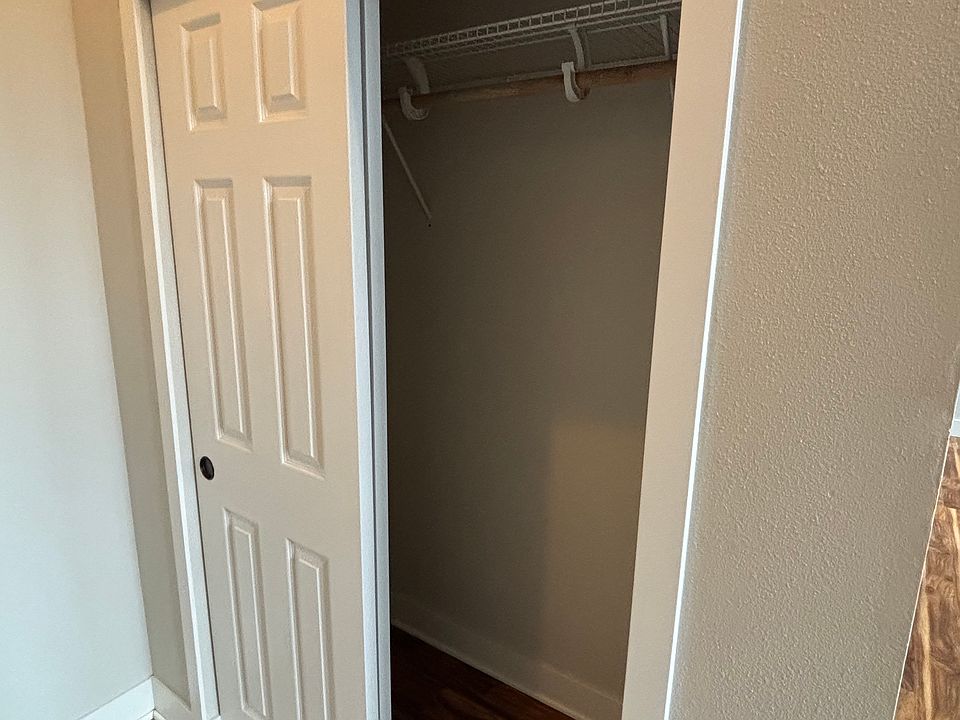 Entry closet