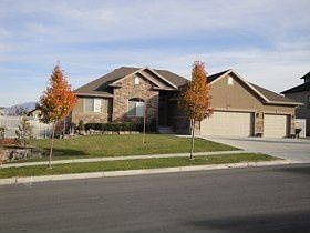 2nd image of 1376 S Sage Bloom Way