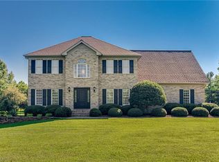 7600 Tall Meadows Dr, Kernersville, NC 27284
