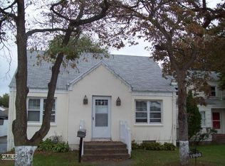 1966 Madison Ave, Bridgeport, CT 06606