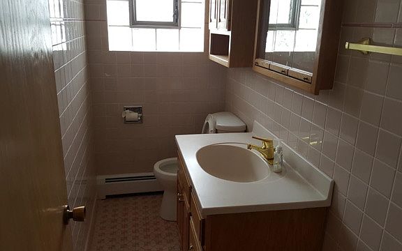 3rd image of 3112 N Narragansett Ave #2