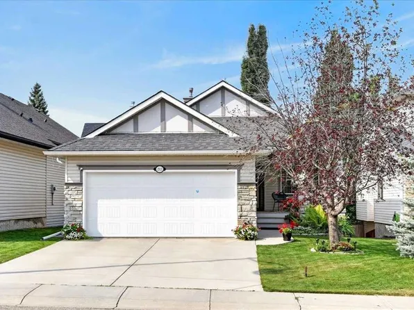 212 NE Cresthaven Pl SW, Calgary, AB T3B 5W4