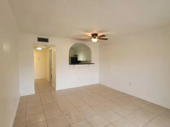 (undisclosed Address), Deerfield Beach, FL 33064