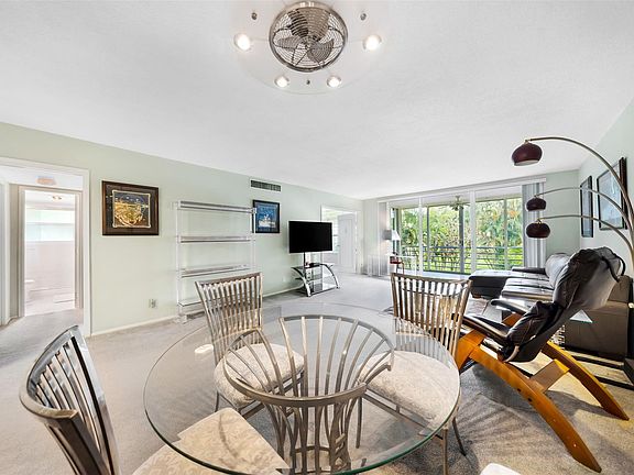 2nd image of 550 Oaks Lane #206
