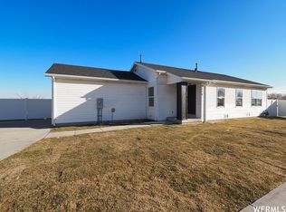 3379 S Copper Bend Rd, Magna, UT 84044