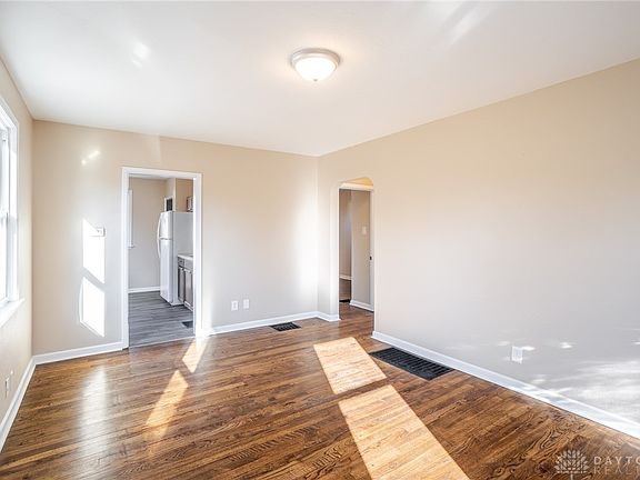 4th image of 4103 Cleveland Ave
