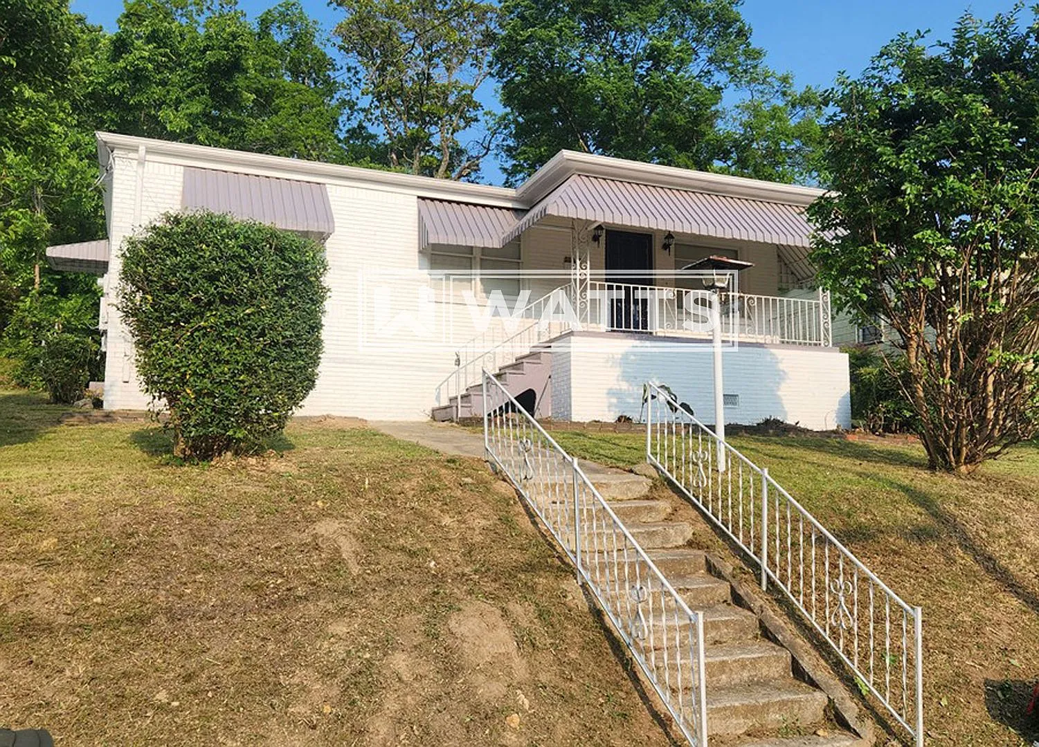 3-Bedroom with Renovated Bath in Oak Ridge Park Nieghborhood — Photo 1
