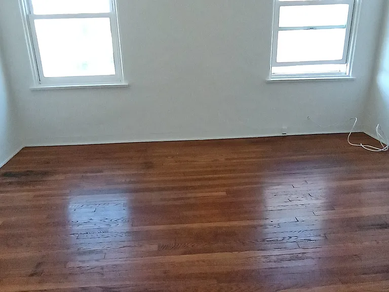 317 1/2 N Gardner St #2/1 — Photo 6