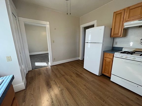 3rd image of 207 Sycamore St #B