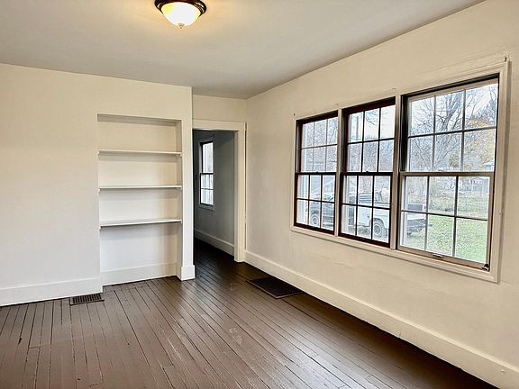 5th image of 110 N 18th St