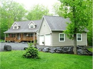169 Eagle Rock Rd, Lackawaxen, PA 18435