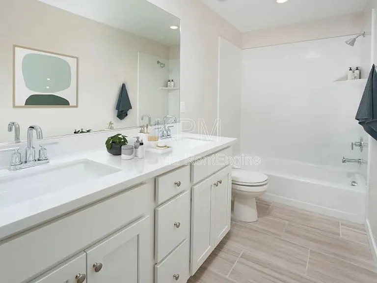 10925 Admiral Cove Way #FRONT — Photo 5