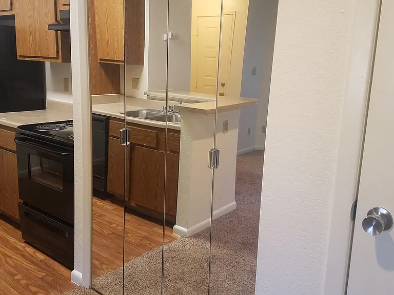 Quincy Ridge Apartments — Photo 51
