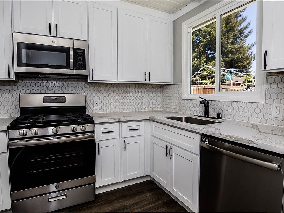 1st image of 21666 Marydee Ct