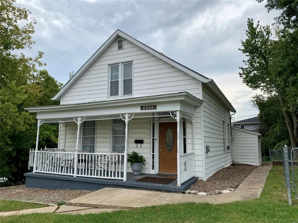 2315 Pleasant St, Hannibal, MO 63401