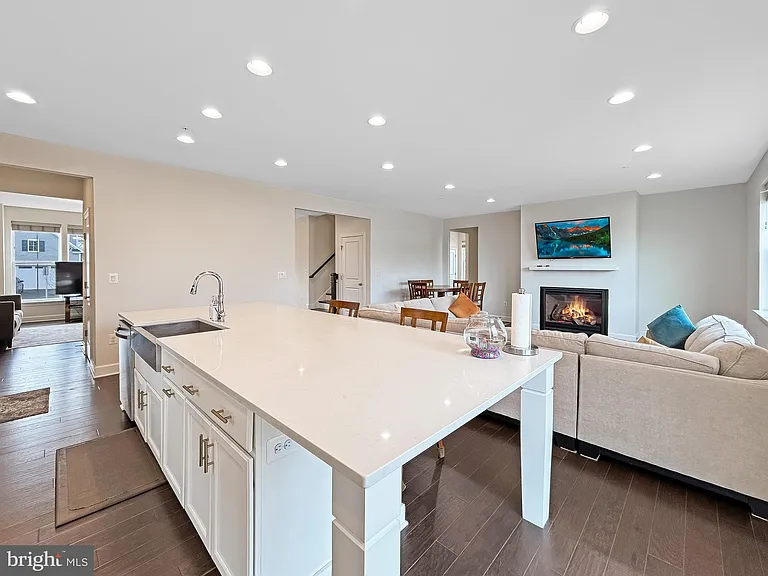 221 Red Oak Ridge Pl — Photo 5