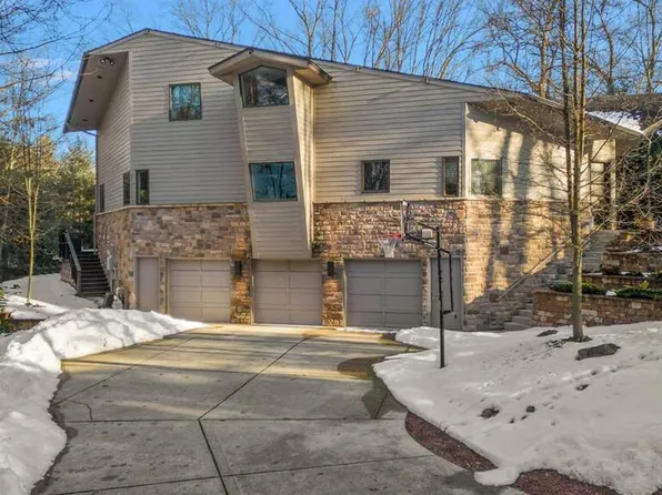 311 Dreamwold Way, Michigan City, IN 46360