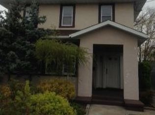 1124 Fulton St, Woodmere, NY 11598