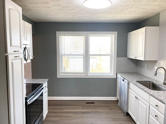 3rd image of 109 Lynnwood Dr