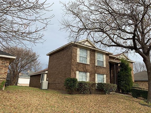 3rd image of 709 Azalea Dr