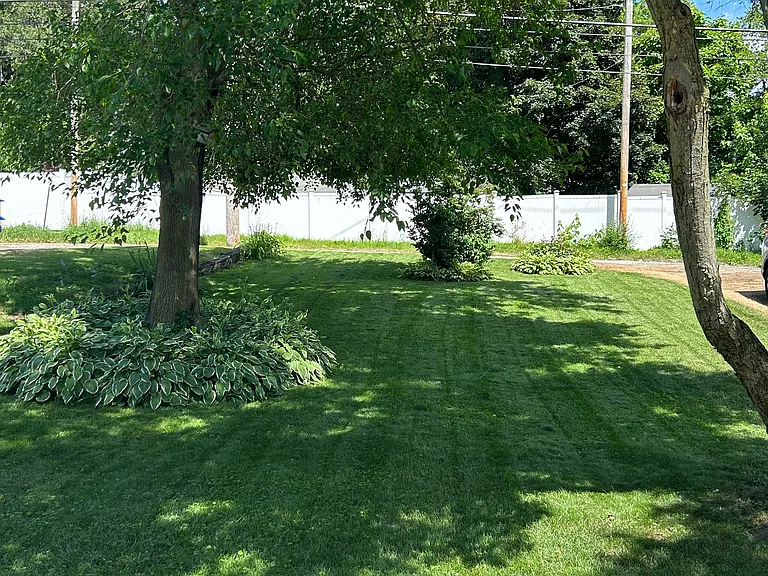 502 Center St — Photo 4