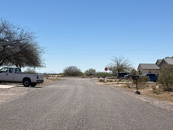 4th image of 3520 N La Paz Dr